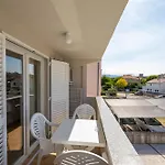 Apartment Crnekovic X Frankopanska Baska (Krk)