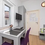 Crnekovic X Frankopanska Baska (Krk)