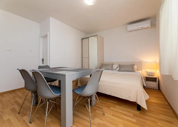 Apartmán Crnekovic X Frankopanska *