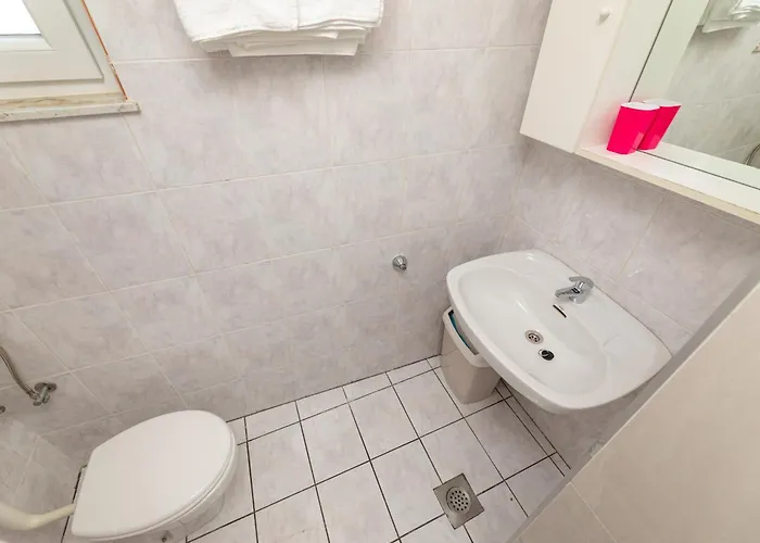 Crnekovic X Frankopanska Apartment