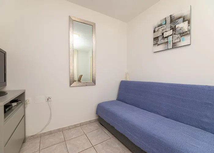 Crnekovic X Frankopanska Apartment Baška
