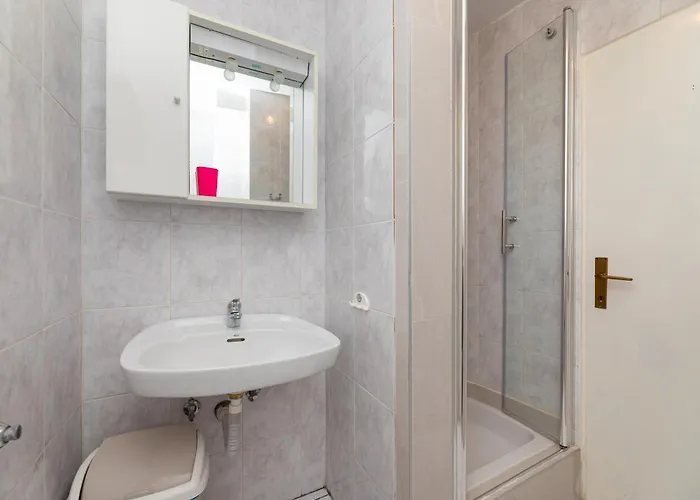 Apartment Crnekovic X Frankopanska Baška
