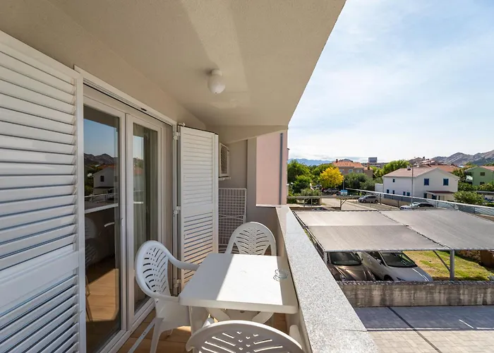 Apartment Crnekovic X Frankopanska Baška