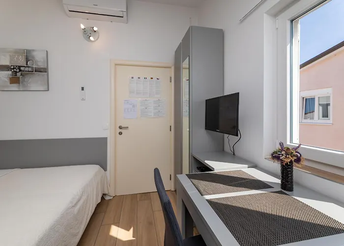 Crnekovic X Frankopanska Apartment Baška