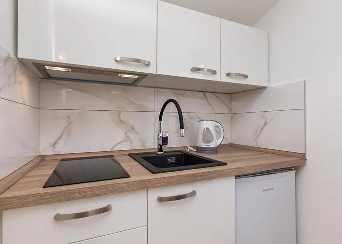 Apartment Crnekovic X Frankopanska *